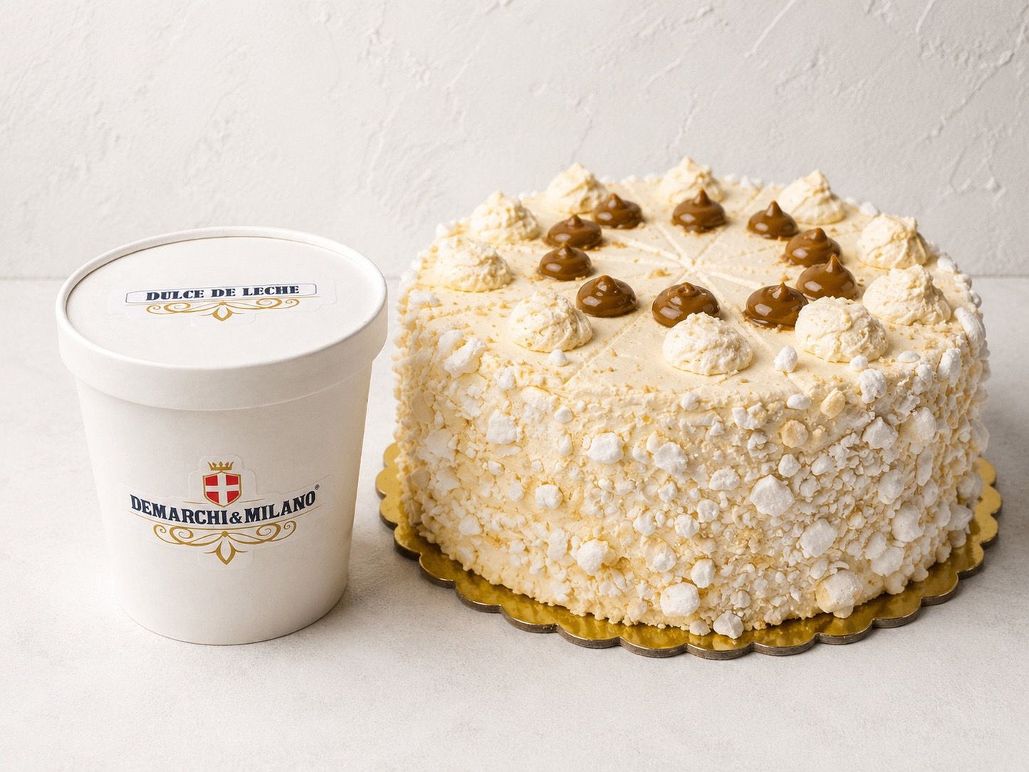 Torta Merengue Lucuma + Helado dulce de leche