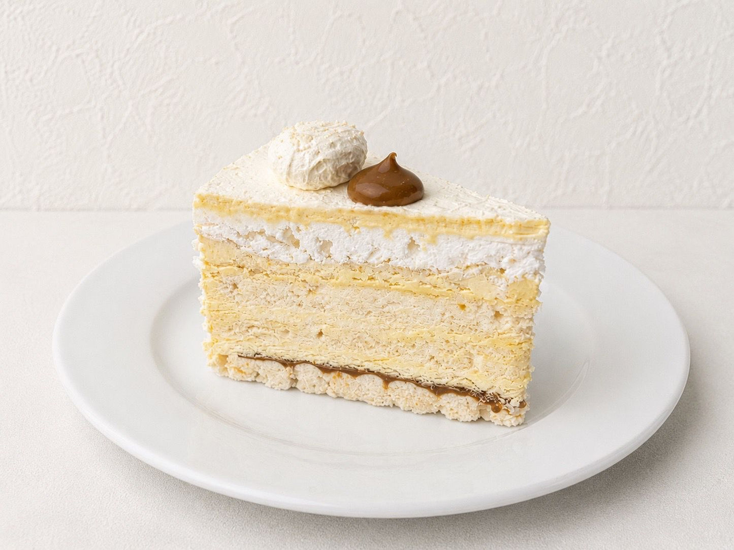 Torta Merengue Lucuma porcion